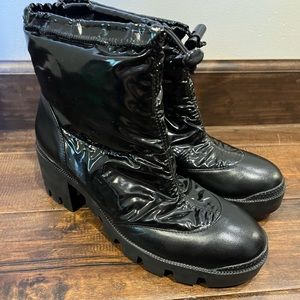 Womens size 9 joseane schutz boots
